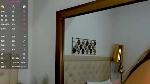 lucia_lorenz online show from December 2, 11:26 am