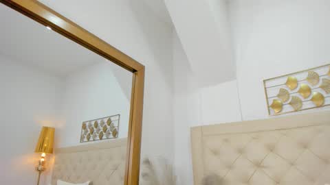 lucia_lorenz online show from February 2, 11:20 am