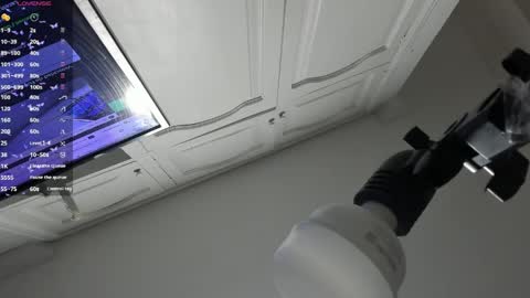 L U C I A online show from April 5, 12:57 pm