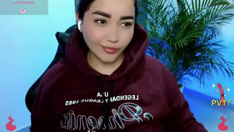Snapshot of lucia_star_ chatting on July 19, 12:53 pm lucia star online show from July 19, 12:53 pm