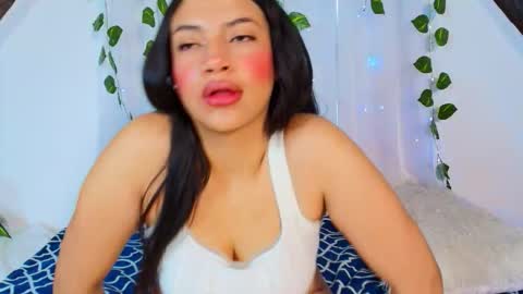 lucia_sweeet online show from January 15, 2:32 pm