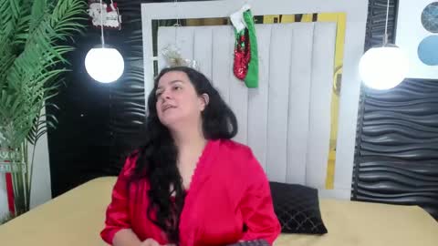 Lucia Vonne online show from January 5, 3:00 am