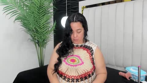 Lucia Vonne online show from February 11, 11:43 am