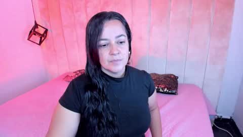 Lucia Vonne online show from September 14, 1:10 pm