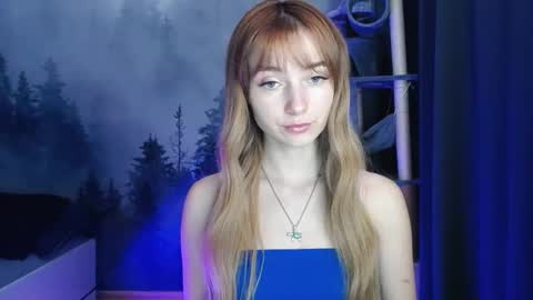 Snapshot of luciacam20 chatting on January 6, 7:13 pm Lucy online show from January 6, 7:13 pm