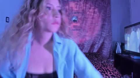 Luciana Evans online show from November 6, 2:07 pm