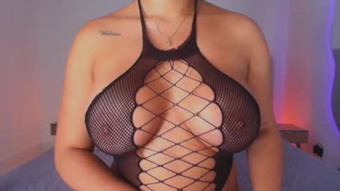 instagram luciana417  online show from December 23, 3:04 am