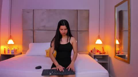 Luci  online show from September 27, 12:43 pm