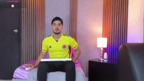 Luciano online show from July 3, 12:33 pm