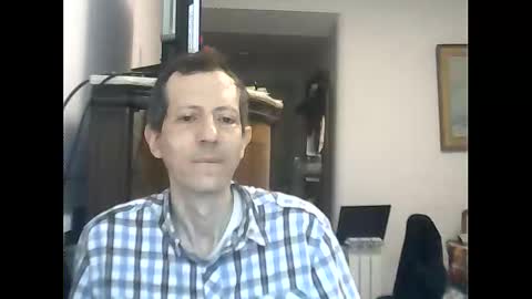 Luciano online show from December 2, 4:07 am