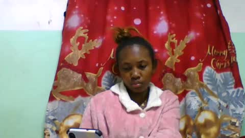 lucie196645 online show from July 11, 7:38 pm