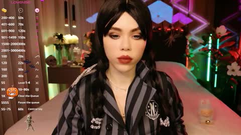 Snapshot of lucifiella chatting on October 31, 3:35 pm MimiFors online show from October 31, 3:35 pm