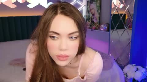 MimiFors online show from May 27, 6:38 pm
