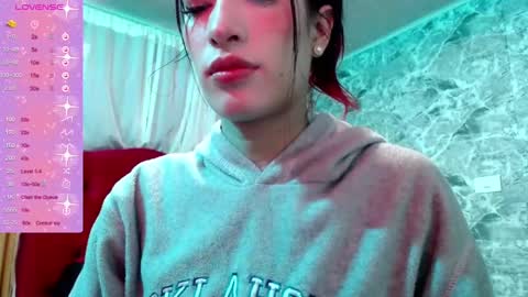 Lucia online show from February 17, 2:26 pm
