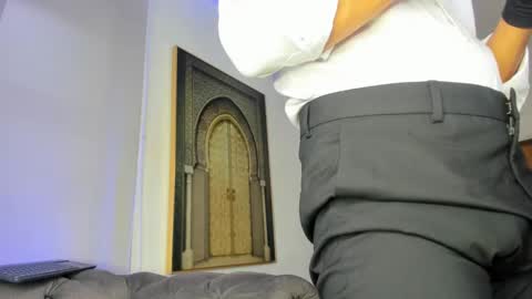Snapshot of lucii_fer_ chatting on January 3, 2:08 pm Leo online show from January 3, 2:08 pm