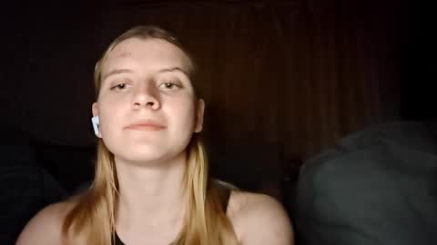 Monika online show from October 17, 9:50 pm