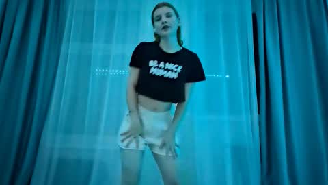 Monika online show from November 16, 8:25 pm