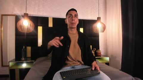 Lucio online show from April 3, 12:03 pm