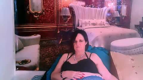 Snapshot of luciousgrace chatting on March 1, 7:37 pm Grace online show from March 1, 7:37 pm