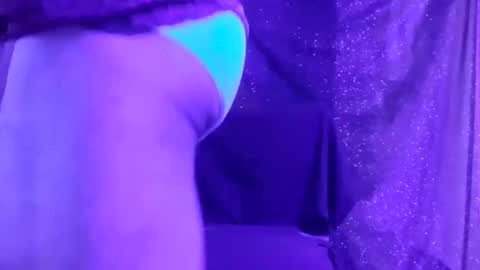 Snapshot of luckazy chatting on December 8, 4:46 am Lucky Eid Azy online show from December 8, 4:46 am