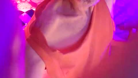 Snapshot of luckazy chatting on January 4, 3:50 am Lucky Eid Azy online show from January 4, 3:50 am