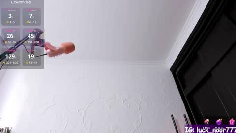 Noor online show from October 7, 4:26 pm