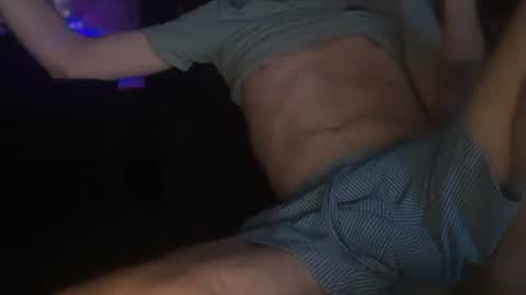 Snapshot of lucky_bme chatting on May 28, 2:31 am lucky_bme online show from May 28, 2:31 am