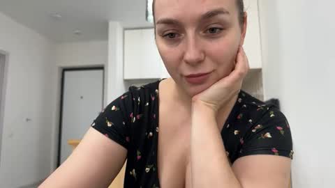 Snapshot of lucky_foryou_baby chatting on February 5, 9:03 am lucky_foryou_baby online show from February 5, 9:03 am