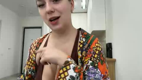 Snapshot of lucky_foryou_baby chatting on February 20, 7:32 am lucky_foryou_baby online show from February 20, 7:32 am