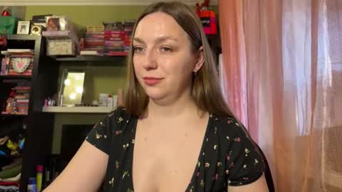 lucky_foryou_baby online show from April 9, 11:48 am