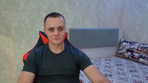 Ethan online show from December 21, 5:40 pm