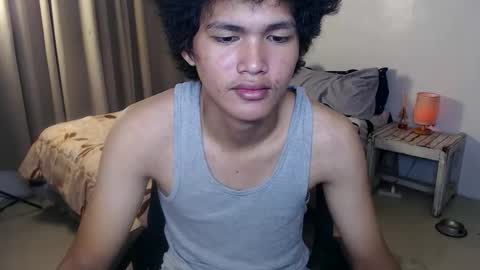 Snapshot of lucky_starxxx chatting on March 2, 2:46 pm lucky online show from March 2, 2:46 pm