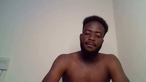 Snapshot of luckycharly chatting on February 11, 2:14 am MASTER DOM online show from February 11, 2:14 am