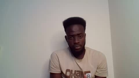 Snapshot of luckycharly chatting on February 14, 6:02 am MASTER DOM online show from February 14, 6:02 am