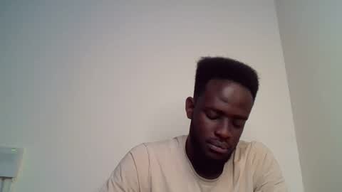 Snapshot of luckycharly chatting on February 14, 9:03 am MASTER DOM online show from February 14, 9:03 am