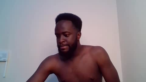 Snapshot of luckycharly chatting on December 5, 10:35 am MASTER DOM online show from December 5, 10:35 am