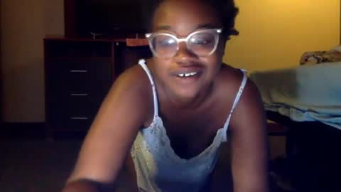 Snapshot of luckyclover4444 chatting on August 8, 4:47 am luckyclover4444 online show from August 8, 4:47 am