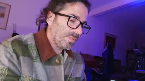 Snapshot of luckydrakex chatting on October 17, 7:16 pm Lucky online show from October 17, 7:16 pm