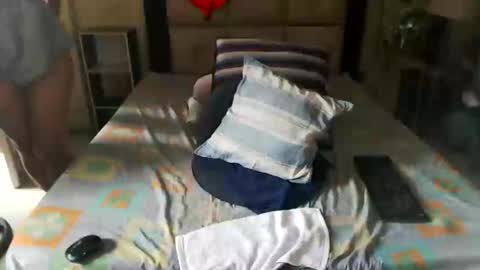 Snapshot of luckyisa chatting on March 10, 7:21 am angelisa online show from March 10, 7:21 am