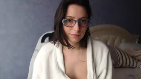 luckylinda23 online show from March 10, 10:59 am