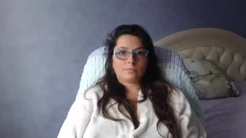 Snapshot of luckylinda23 chatting on October 18, 11:11 am luckylinda23 online show from October 18, 11:11 am