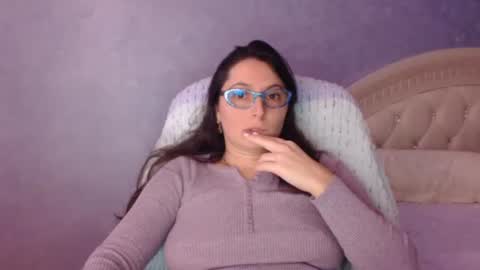 Snapshot of luckylinda23 chatting on December 3, 12:36 pm luckylinda23 online show from December 3, 12:36 pm