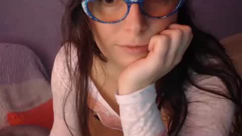 Snapshot of luckylinda23 chatting on February 9, 4:22 pm luckylinda23 online show from February 9, 4:22 pm