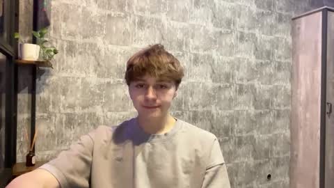 Snapshot of luckymenchik chatting on February 21, 2:12 am Ricky online show from February 21, 2:12 am