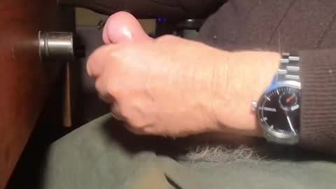 Snapshot of luckypirateboy chatting on December 14, 12:55 am BIG Daddy cock. Tips make it harder online show from December 14, 12:55 am