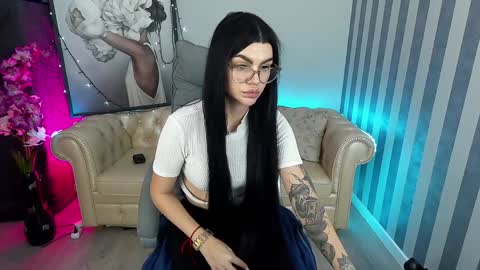 Monika online show from December 16, 5:43 pm