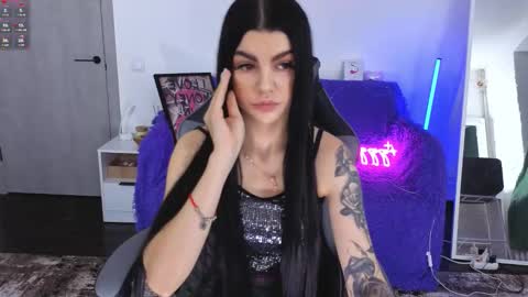 Monika online show from December 1, 8:08 am