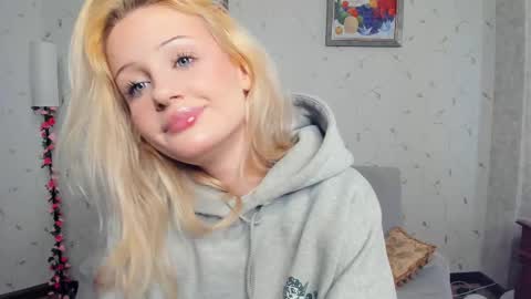 Alice online show from February 21, 8:15 am