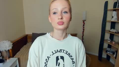 Alice online show from March 1, 7:54 am