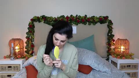 Lucy online show from January 13, 12:45 pm
